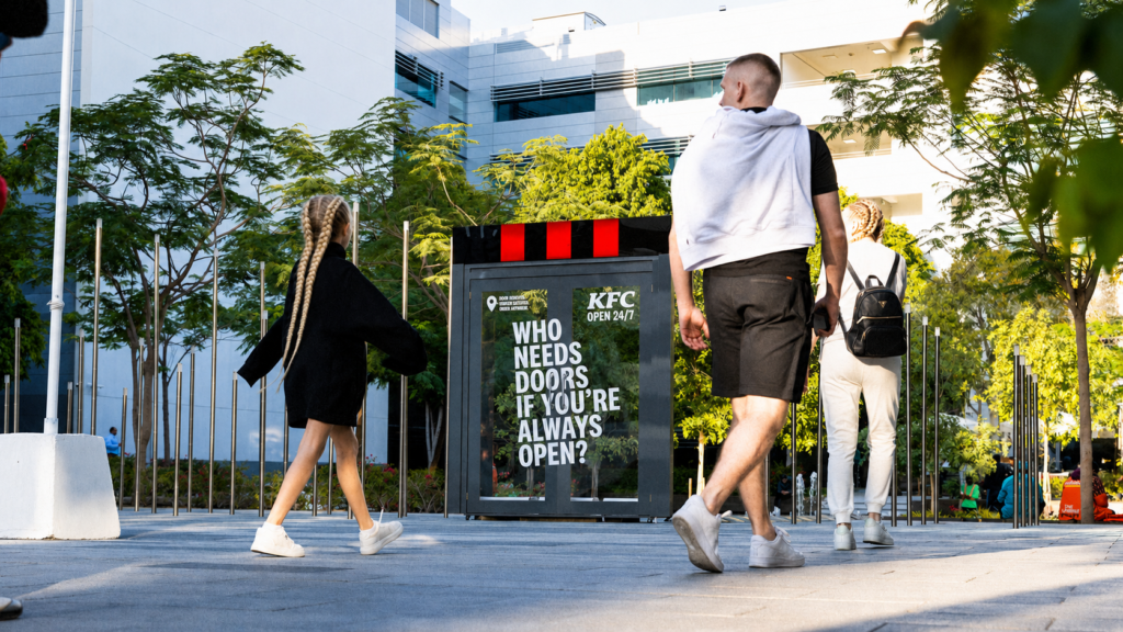 KFC Out-Doors by the Best of Ads